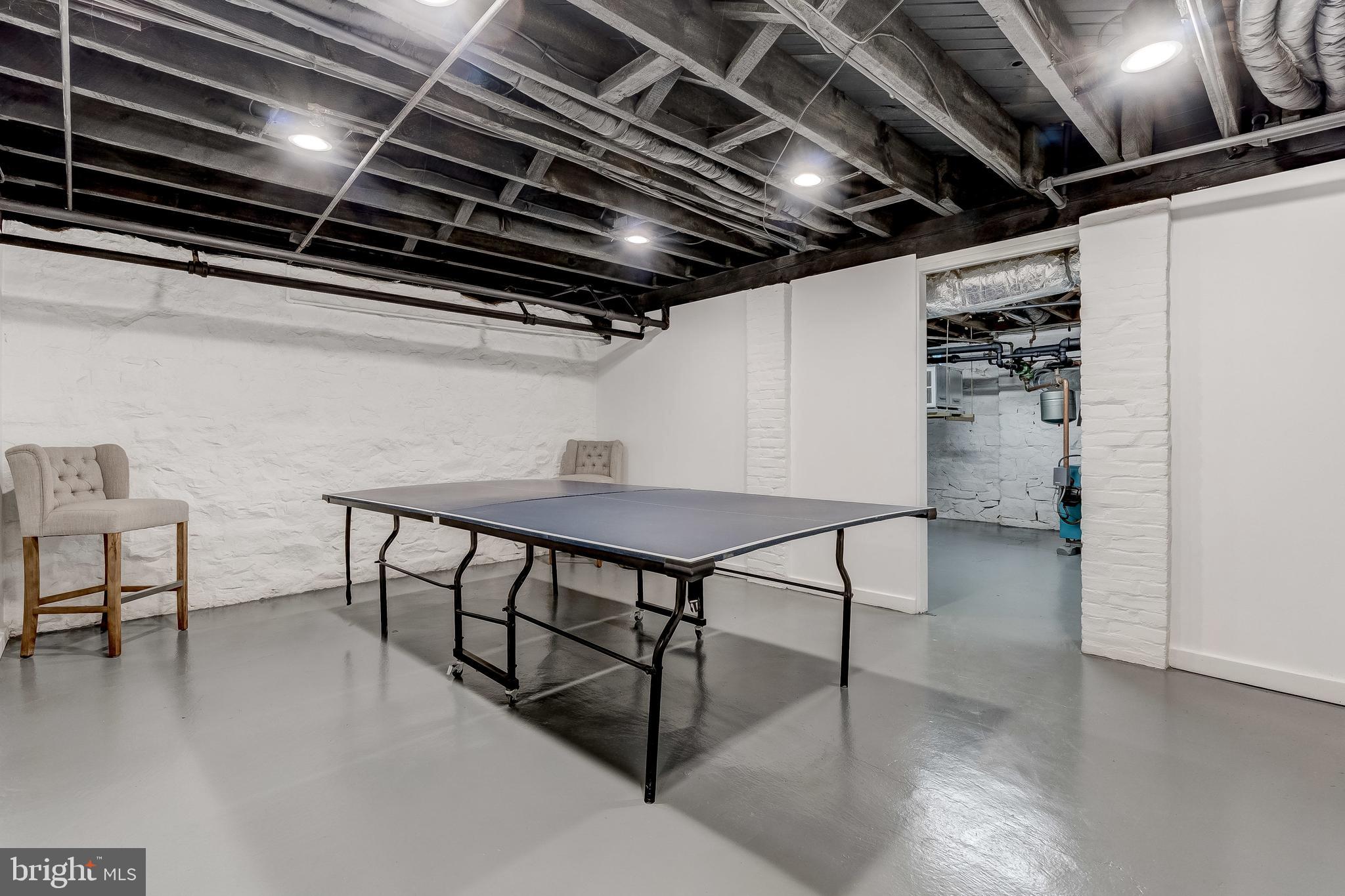 110 Edgevale Road Baltimore, MD 21210 - Photo 42 of 55 Basement game room