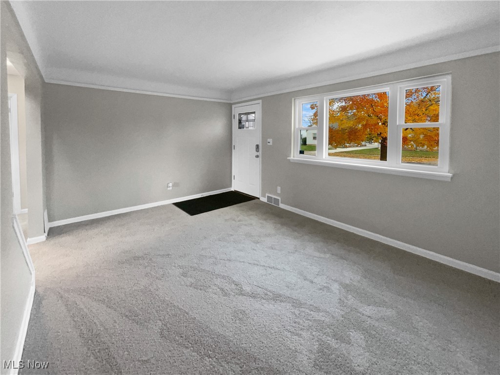 15893 Hummel Road Brook Park, OH 44142 - Photo 3 of 22 Gallery Image 3