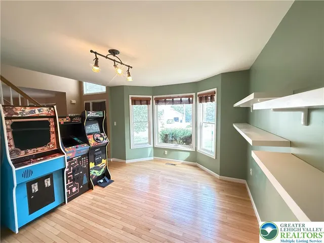 $384,900 | 348 Clicko Lane, East Stroudsburg, PA 18301