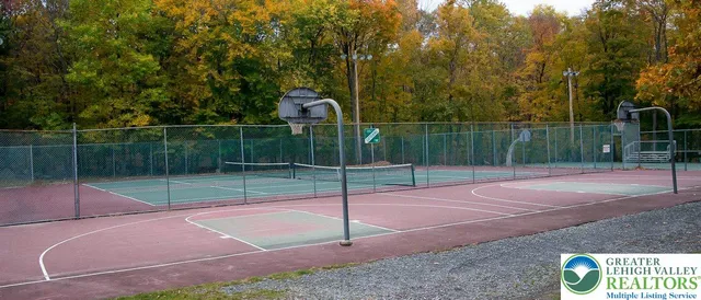 $384,900 | 348 Clicko Lane, East Stroudsburg, PA 18301