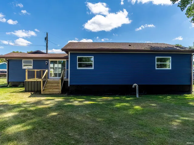 $289,900 | 6540 South 75th Street East, Wolcottville, IN 46795