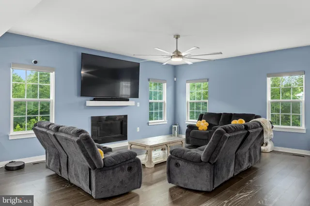 $799,997 | 5018 Birch Leaf Circle, Fredericksburg, VA 22407