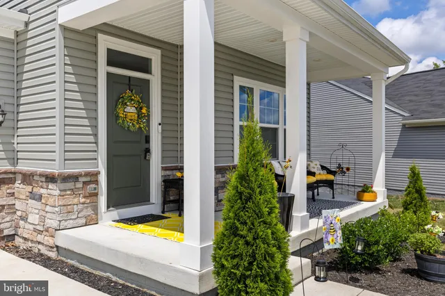 $799,997 | 5018 Birch Leaf Circle, Fredericksburg, VA 22407