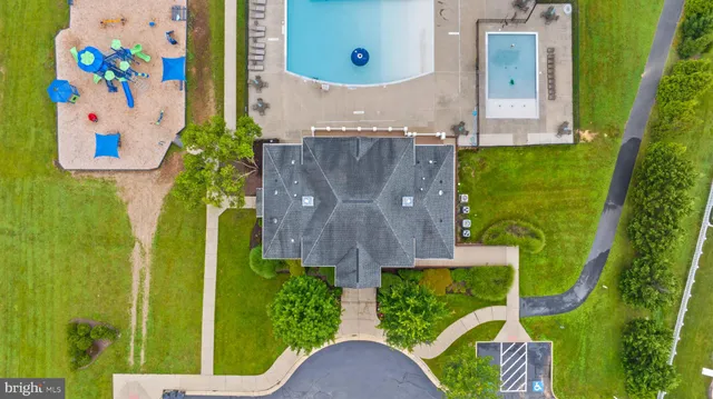 $799,997 | 5018 Birch Leaf Circle, Fredericksburg, VA 22407