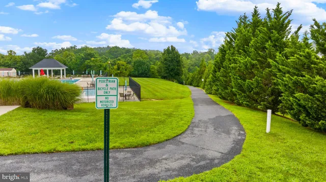 $799,997 | 5018 Birch Leaf Circle, Fredericksburg, VA 22407