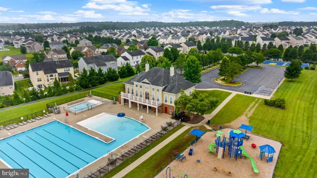 $799,997 | 5018 Birch Leaf Circle, Fredericksburg, VA 22407