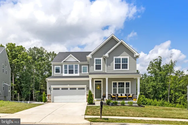 $799,997 | 5018 Birch Leaf Circle, Fredericksburg, VA 22407