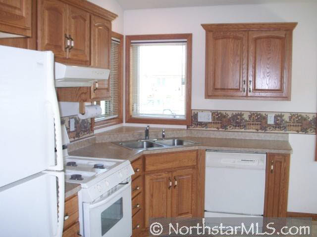 2314 Pinestar Lane Southeast Rochester, MN 55904 - Photo 6 of 6 Gallery Image 6