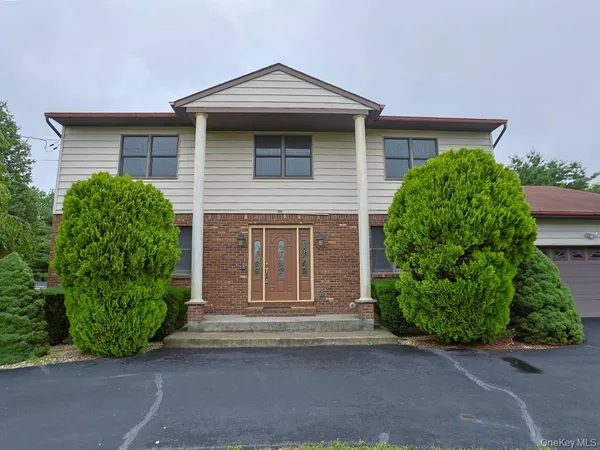 $549,000 | 25 Georges Road, Middletown, NY 10941