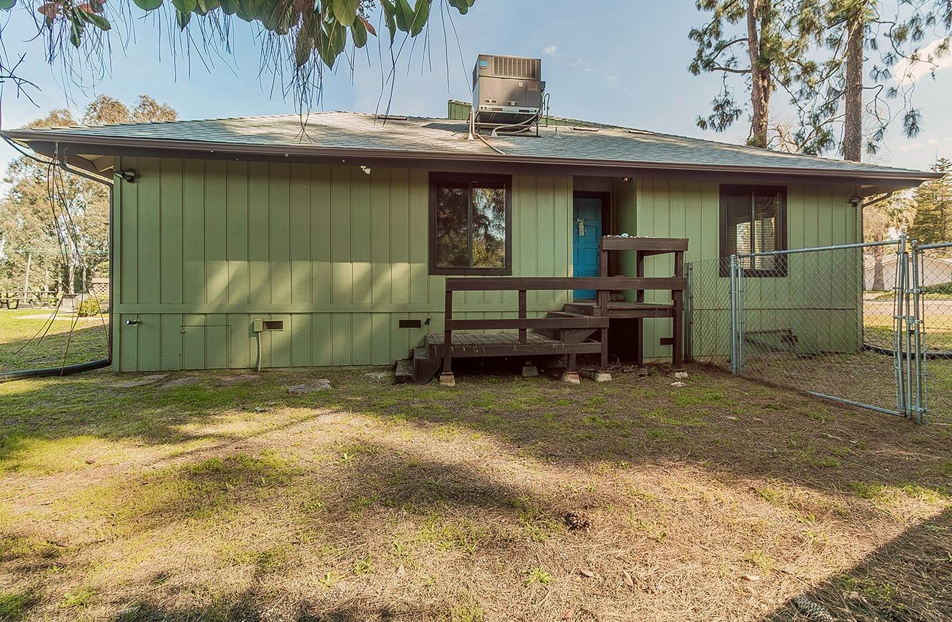 41371 Butte Way Madera, CA 93636 - Photo 45 of 84 Entrance to the ADU with vehicle access through the gate and a carport