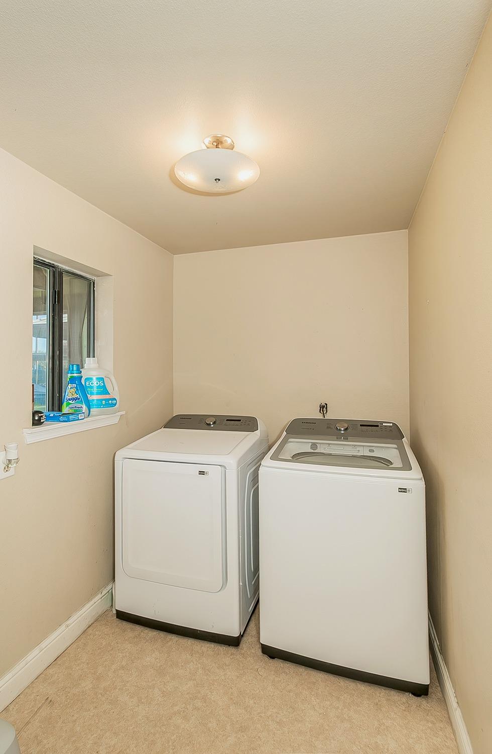 41371 Butte Way Madera, CA 93636 - Photo 57 of 84 ADU Laundry room