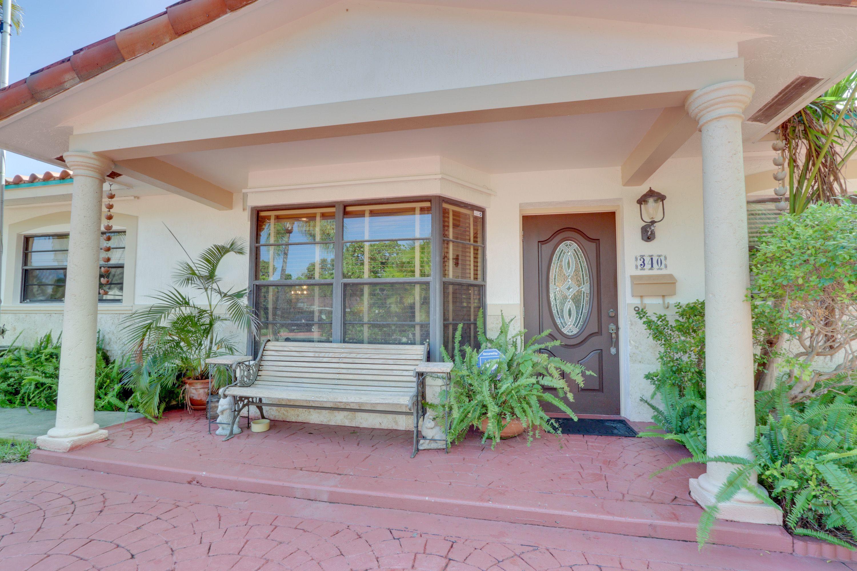 340 Southwest 2nd Street Boca Raton, FL 33432 - Photo 4 of 30 Front/Circular Drive