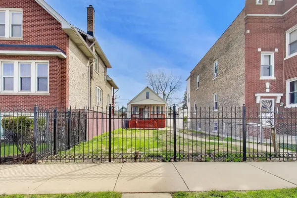 $169,900 | 1649 North Latrobe Avenue, Chicago, IL 60639