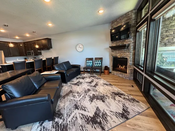 $542,000 | 445 Lake Avenue, Unit 101, Fairmont, MN 56031