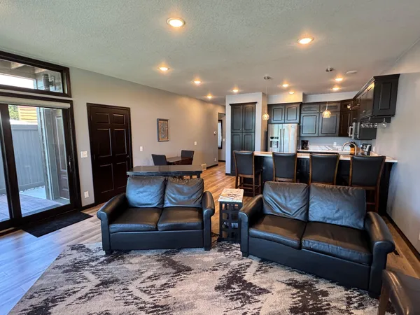 $542,000 | 445 Lake Avenue, Unit 101, Fairmont, MN 56031