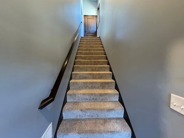 $542,000 | 445 Lake Avenue, Unit 101, Fairmont, MN 56031