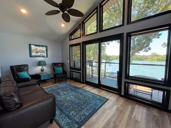 $542,000 | 445 Lake Avenue, Unit 101, Fairmont, MN 56031