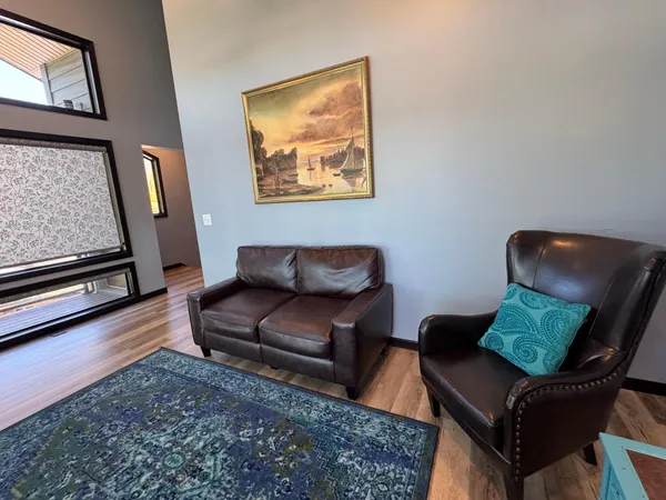 $542,000 | 445 Lake Avenue, Unit 101, Fairmont, MN 56031