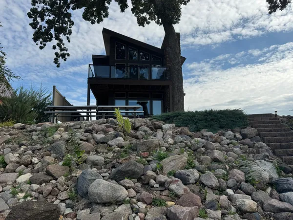 $542,000 | 445 Lake Avenue, Unit 101, Fairmont, MN 56031