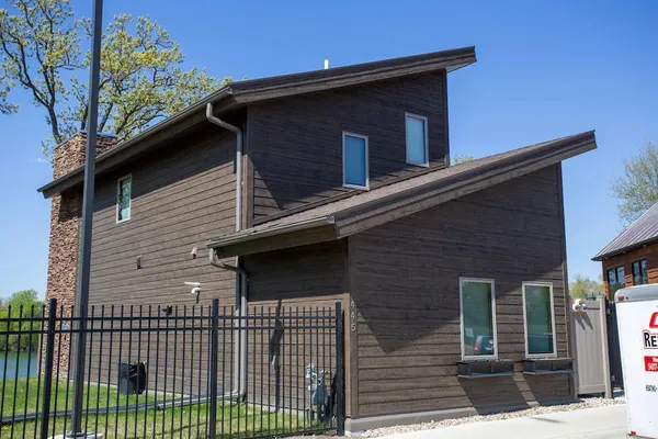 $542,000 | 445 Lake Avenue, Unit 101, Fairmont, MN 56031