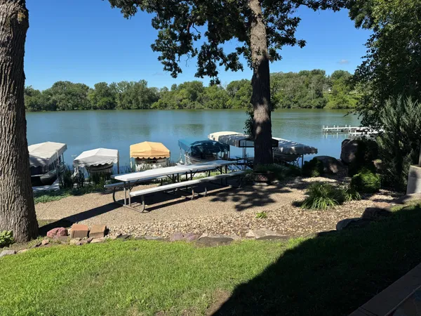 $542,000 | 445 Lake Avenue, Unit 101, Fairmont, MN 56031