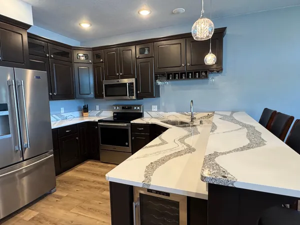 $542,000 | 445 Lake Avenue, Unit 101, Fairmont, MN 56031