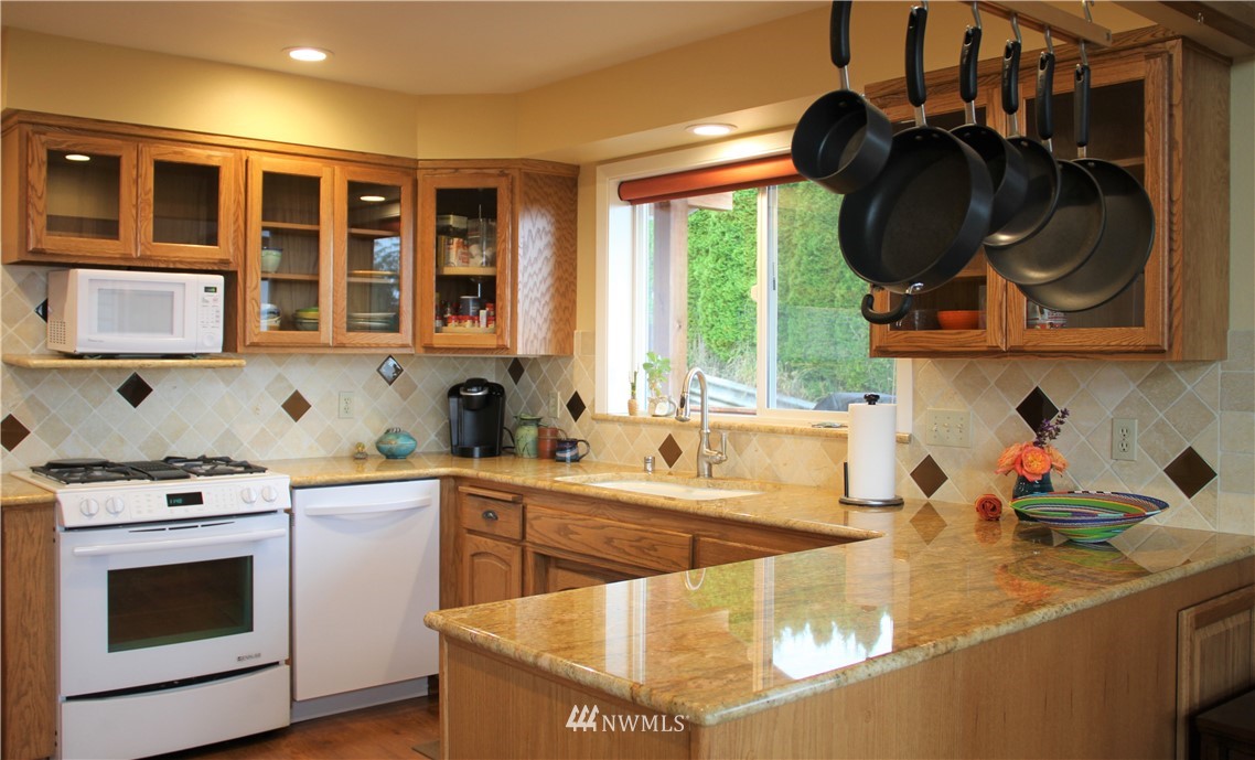 1922 Atterberry Road Sequim, WA 98382 - Photo 6 of 25
