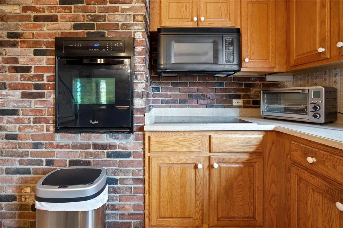 209 Highway 133 Winthrop, ME 04364 - Photo 19 of 65 31-209 ME-133_Winthrop_ME-27