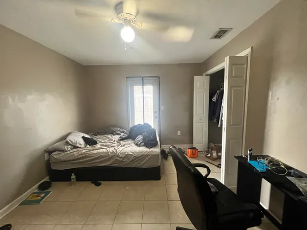 $2,800 | 2633 West Mission Road, Tallahassee, FL 32304