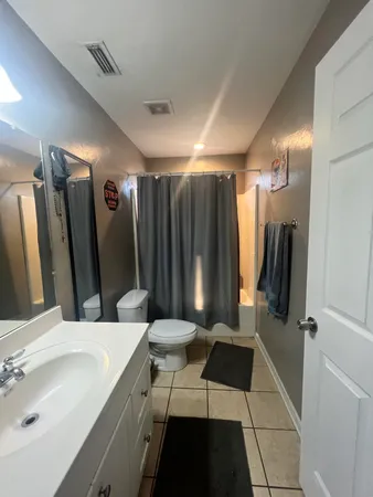 $2,800 | 2633 West Mission Road, Tallahassee, FL 32304