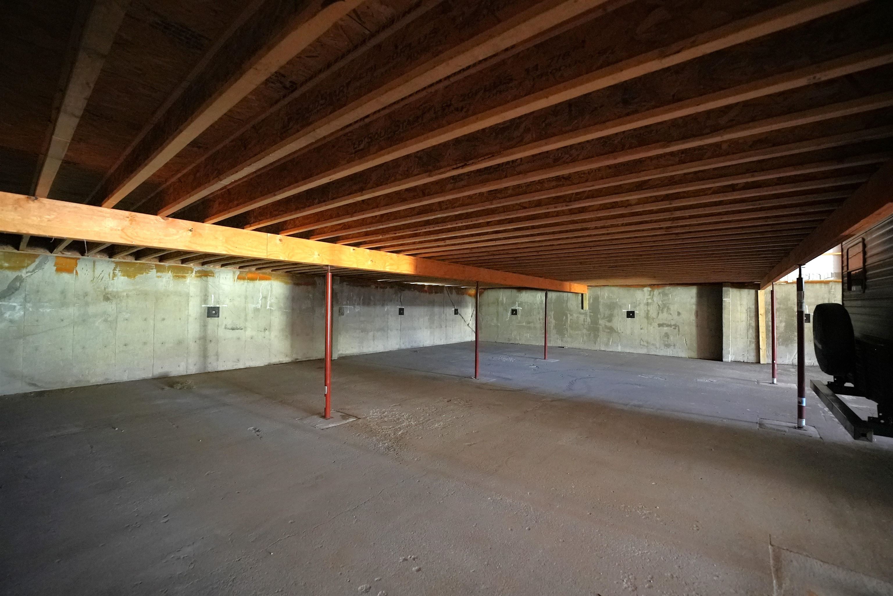 W9991 Ade Road Crivitz, WI 54114 - Photo 8 of 14