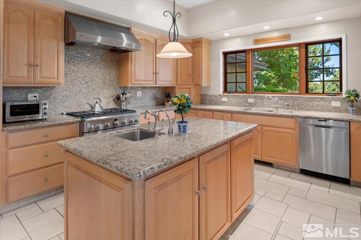 5775 Clarens Court Reno, NV 89511 - Photo 9 of 40 Photo 9