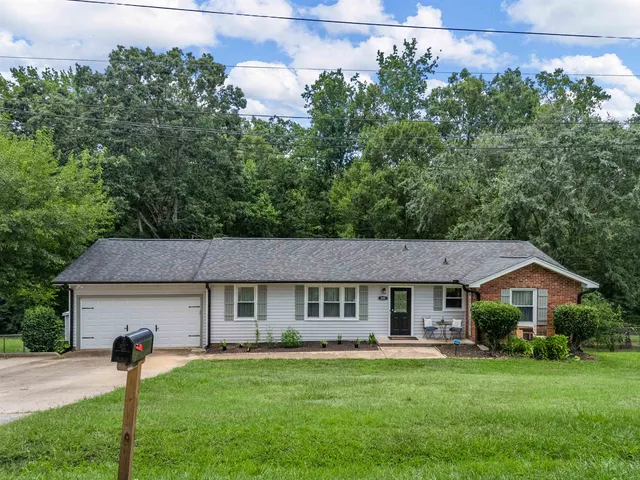 $324,900 | 205 Maxie Avenue, Greenville, SC 29611
