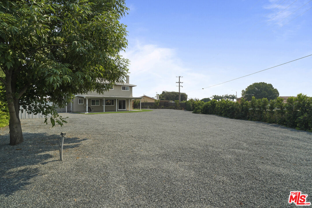 997 West Fromer Street Rialto, CA 92376 - Photo 36 of 39 Gallery Image 36