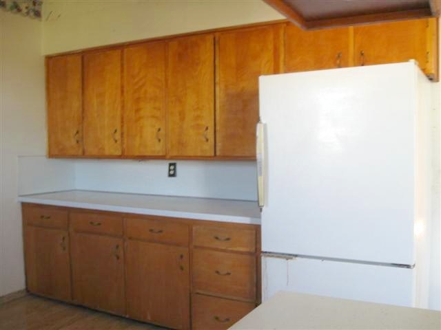 11443 West Warren Road Winslow, IL 61089 - Photo 4 of 9 a view of cabinets