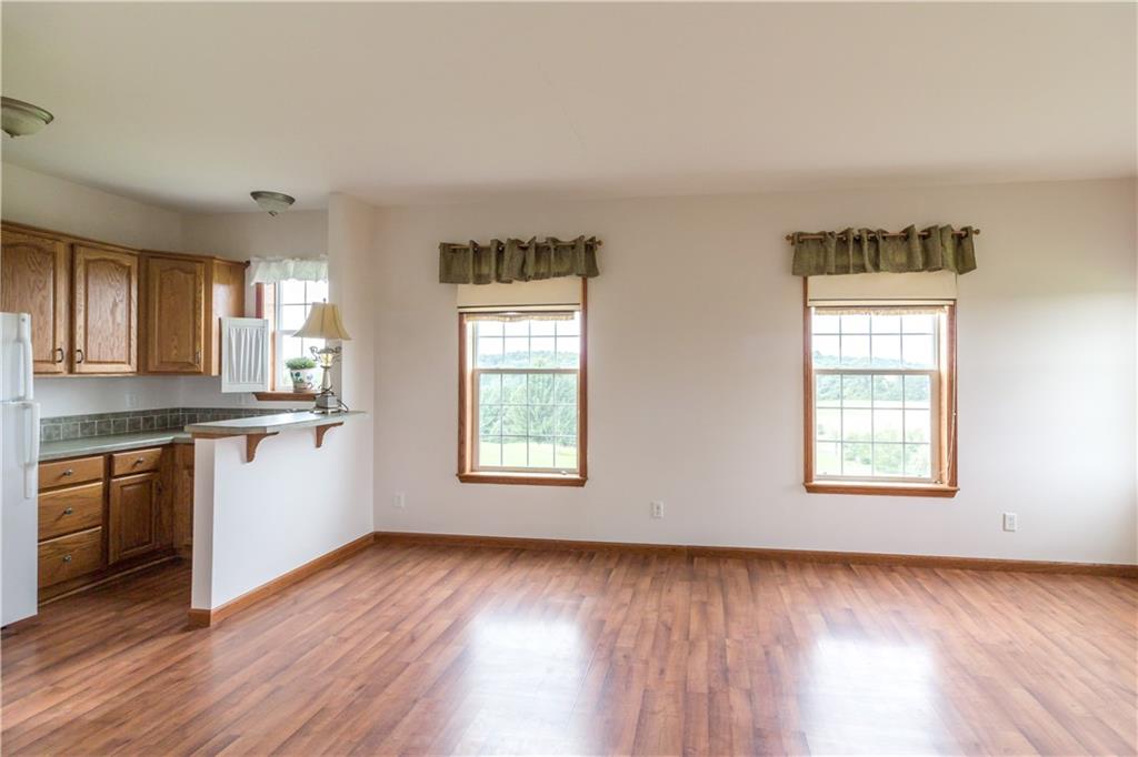 820 Sugar Run Road Eighty Four, PA 15330 - Photo 7 of 25 Family Room 820 Sugar Run Road