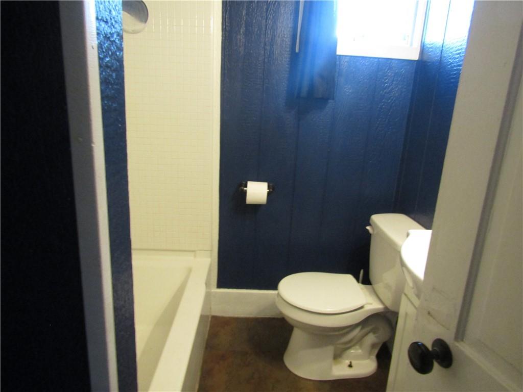 216 Ridge Boulevard Connellsville, PA 15425 - Photo 6 of 7 Gallery Image 6