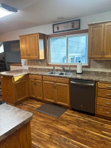 $395,000 | 1210 Willmar Avenue Southeast, Willmar, MN 56201