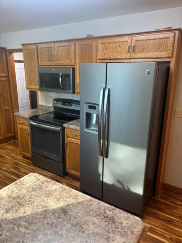 $395,000 | 1210 Willmar Avenue Southeast, Willmar, MN 56201