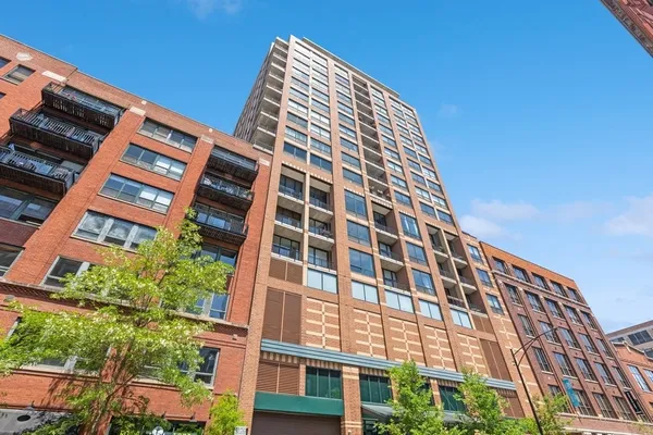 $2,700 | 400 West Ontario Street, Unit 608, Chicago, IL 60654