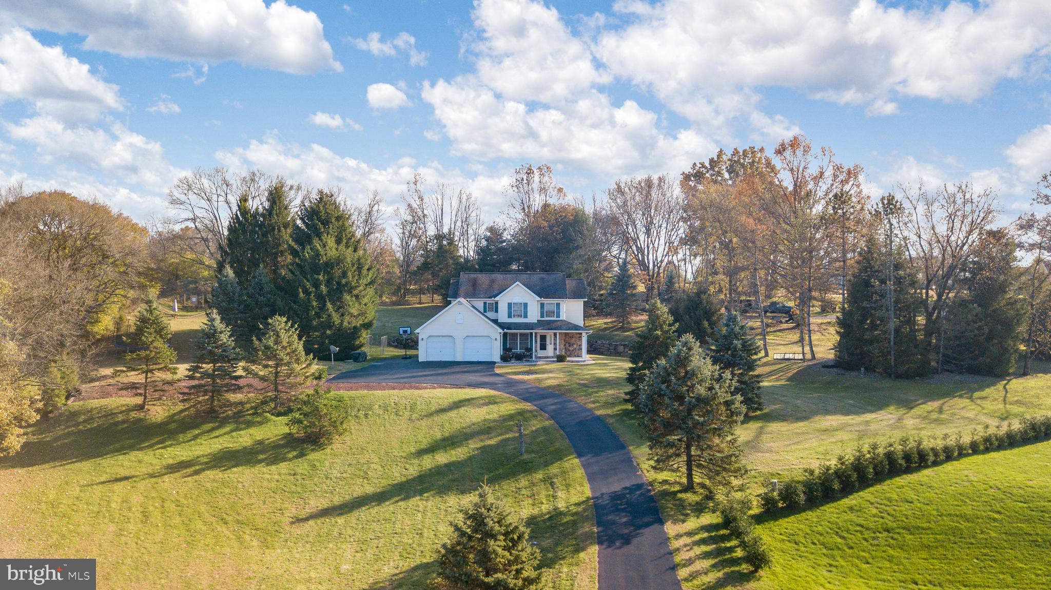 3216 Schuylkill Road Spring City, PA 19475 - Photo 3 of 55