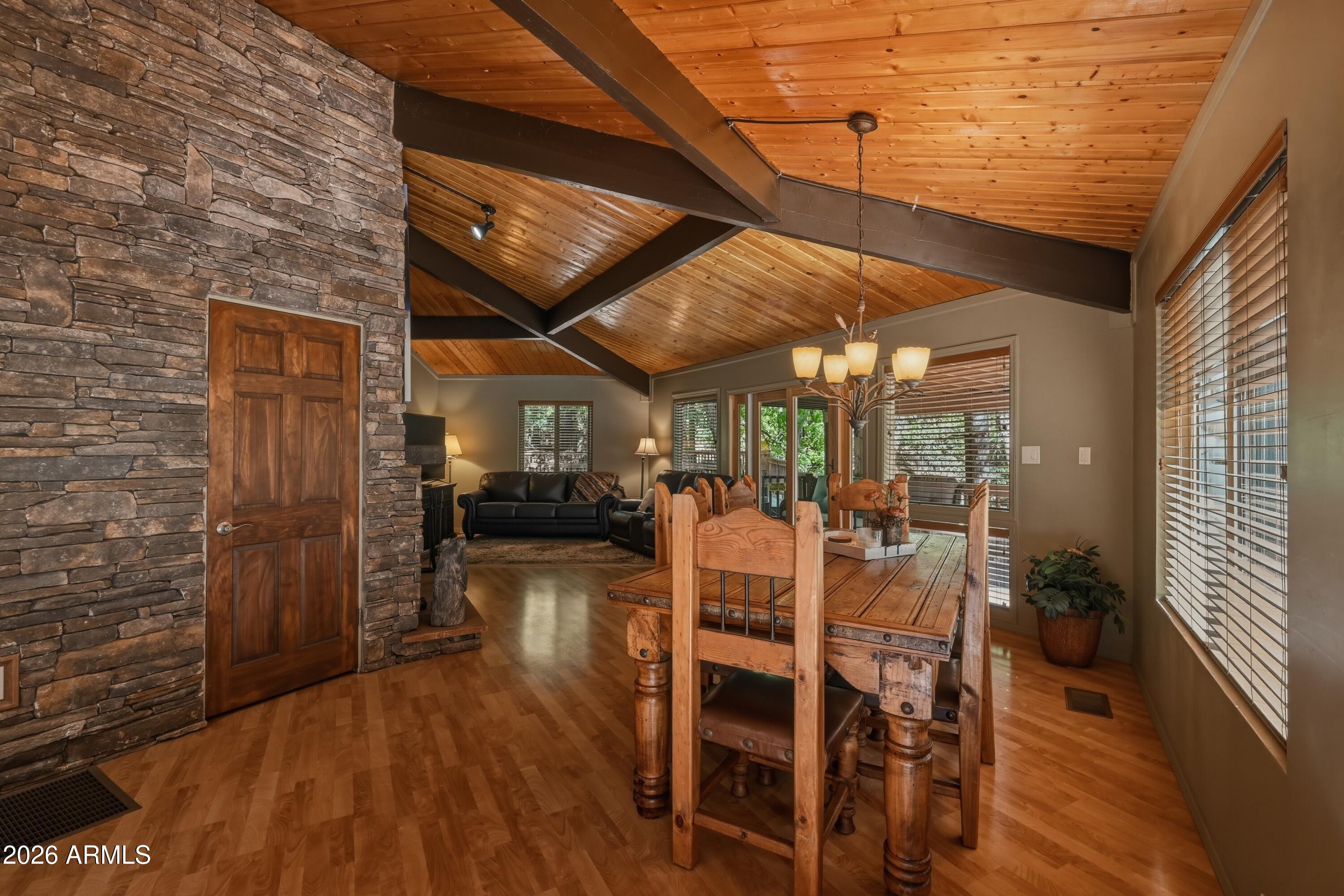 285 East Box Elder Lane Payson, AZ 85541 - Photo 11 of 37 8 dining area