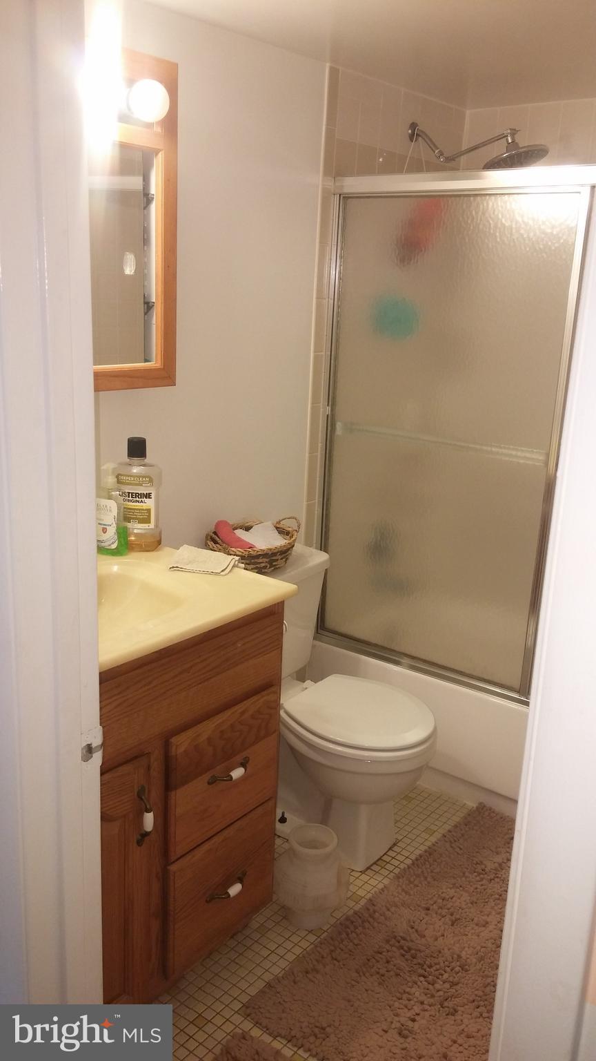 4715 Kilbane Road Woodbridge, VA 22193 - Photo 13 of 28 Bath