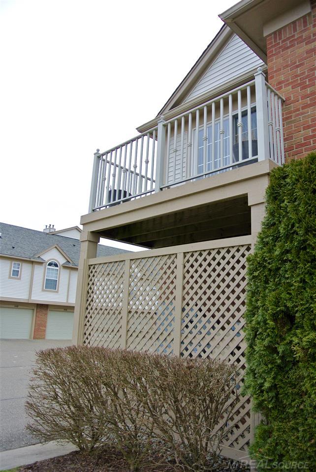 3548 Tremonte Circle Circle Rochester, MI 48306 - Photo 48 of 61