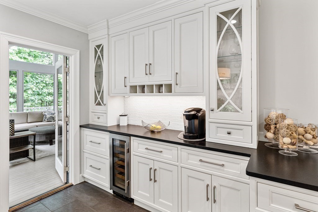 9 Stoney Brook Road Hopkinton, MA 01748 - Photo 12 of 42 Gallery Image 12