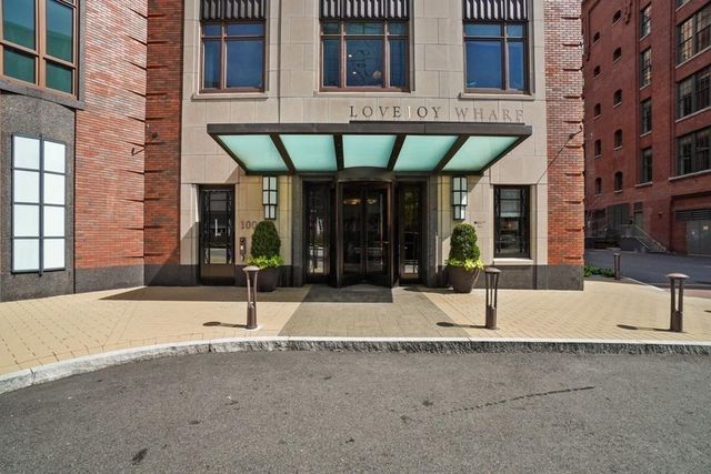 $839,000 | 100 Lovejoy Wharf, Unit 12P, Boston, MA 02114