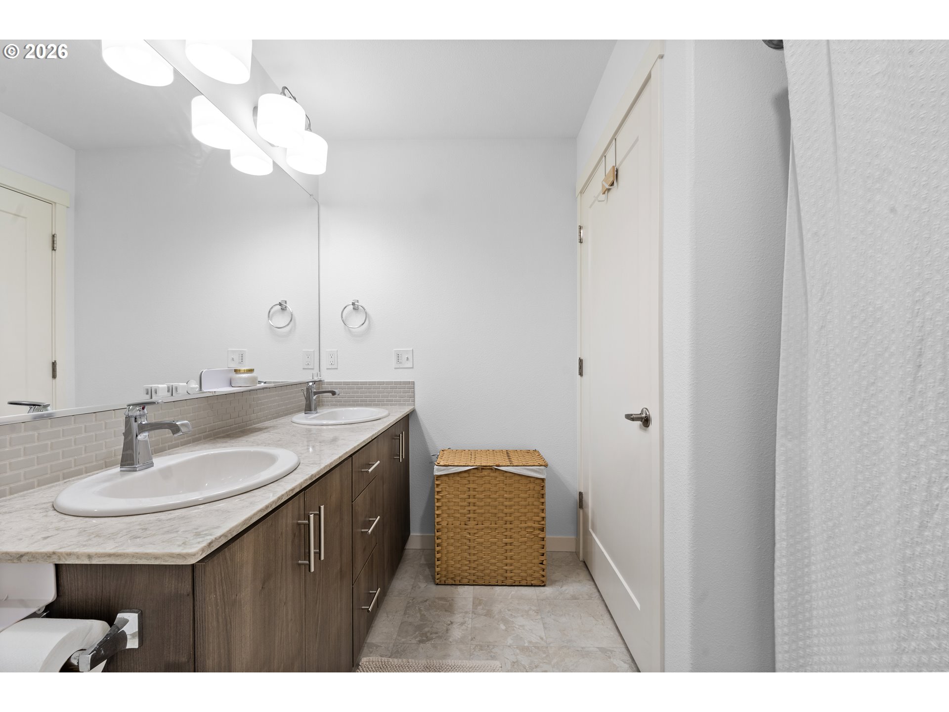 17137 Southwest Appledale Road Beaverton, OR 97007 - Photo 15 of 28