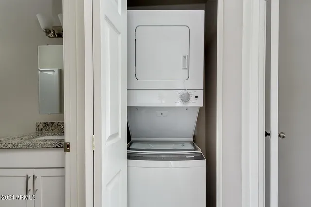 $1,195 | 1648 West Colter Street, Unit 7, Phoenix, AZ 85015