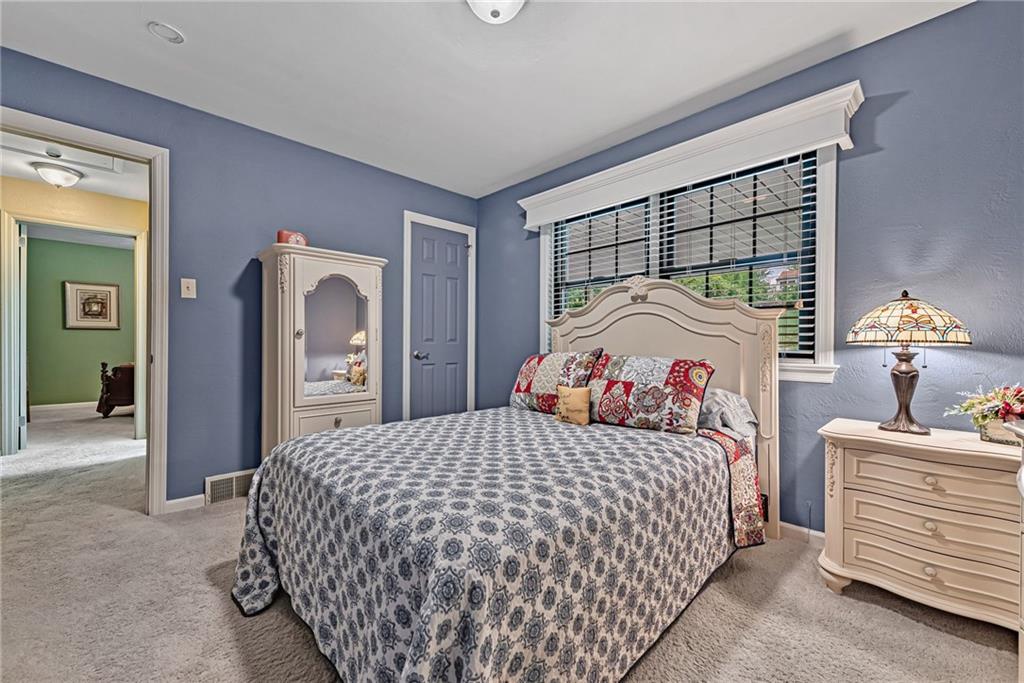 117 Johnston Road Pittsburgh, PA 15241 - Photo 13 of 25 Gallery Image 13