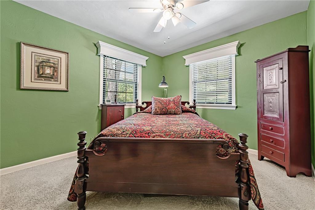 117 Johnston Road Pittsburgh, PA 15241 - Photo 16 of 25 Gallery Image 16